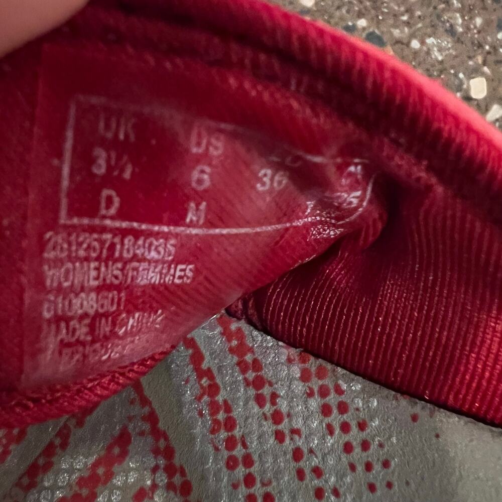 Clarks Cloudsteppers Cushionsoft Red Sandals Size… - image 3